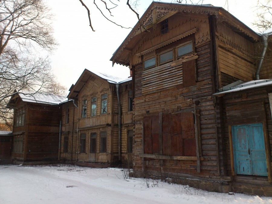 wooden building of the 19th century, psychiatric hospital Skvortsova-Stepanova