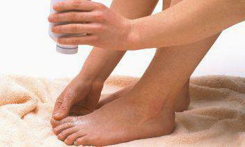 effective remedy for sweating and smelling feet