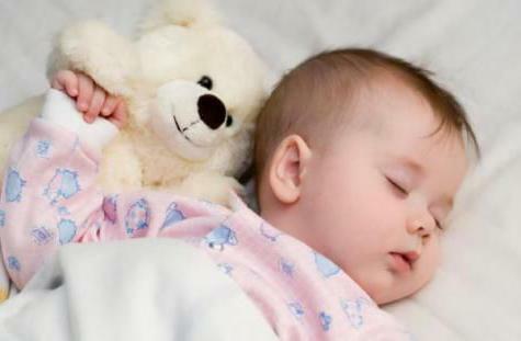 a baby does not sleep well at night what to do