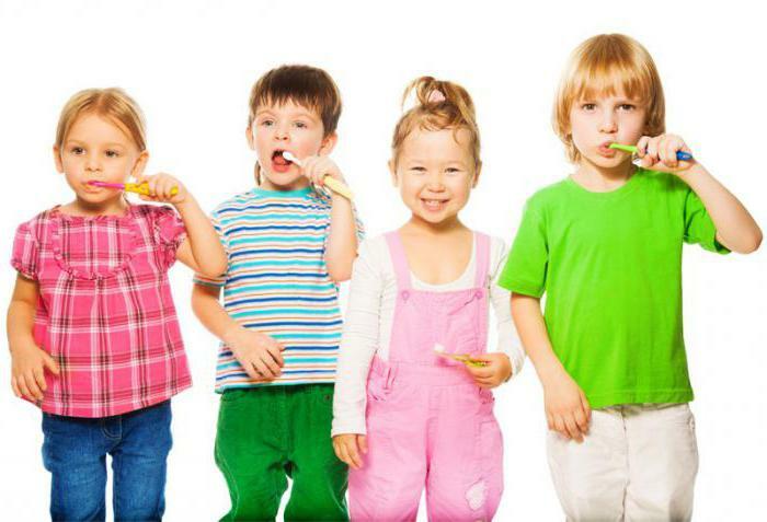 طب الأسنان للأطفال في ساعات العمل في المنزل
