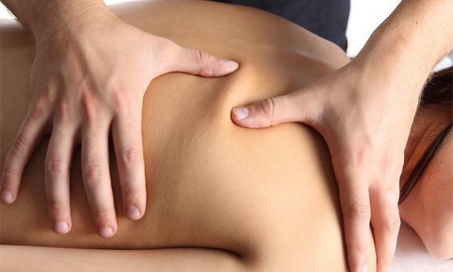 Segmental massage of the sacrum lumbar region
